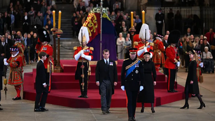 Събитието ще се предава по телевизии, на екрани в парковете,