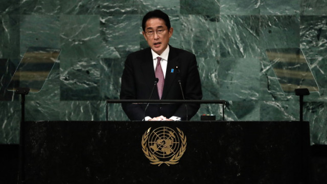 Японският министър председател Фумио Кишида заяви че е готов да се