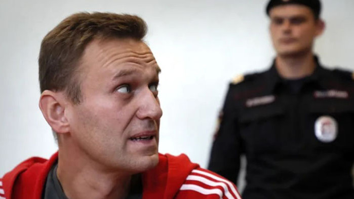 Пак в карцера: Навални разкритикува Путин за мобилизацията