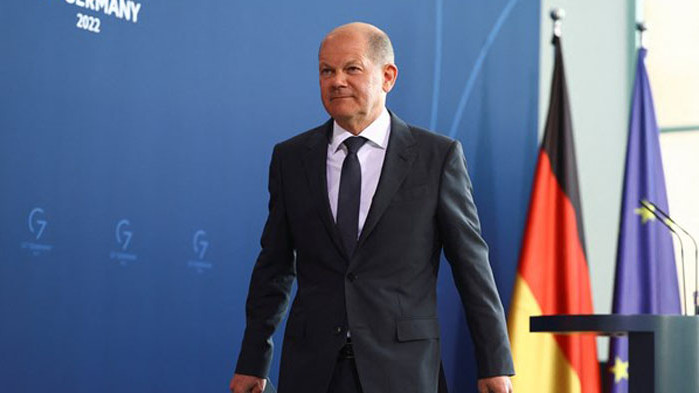 Германия си уреди газ от Арабските емирства