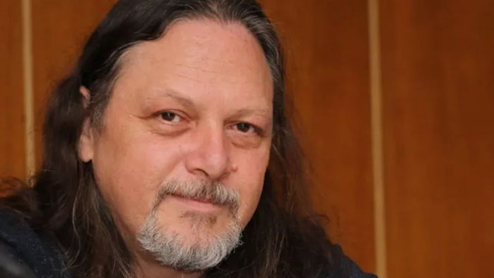 От Фейсбук профила на Нидал Алгафари   Приятели, истината е многолика!