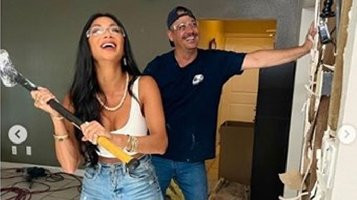 Никол Шерцингер пусна снимки в социалните мрежи, на които се