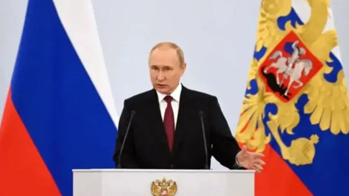 Путин с конституционен закон за приемане на нови републики в Русия