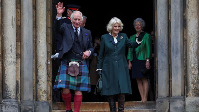 Крал Чарлз Трети и кралицата консорт Камила посетиха днес Шотландия