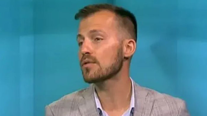 Митев обясни, че Радев не бил неговият президент и съжалявал,