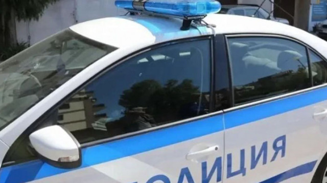Задържаха 7 мигранти в центъра на София след катастрофа
