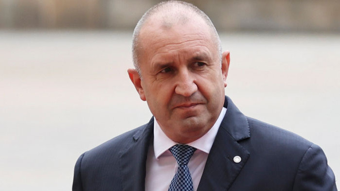 Радев свиква парламента на 19 октомври