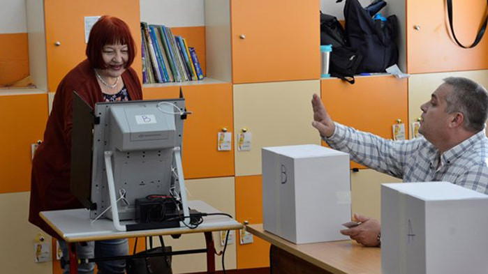 Партията иска кода на машините за всички партии ЦИК и