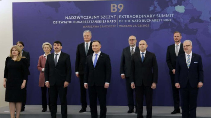Президентът Радев и лидерите от Б9 с декларация срещу бомбардировките в Украйна
