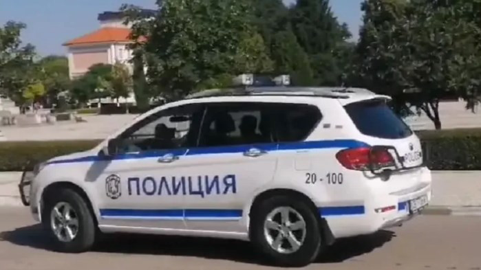 Два джипа на „Жандармерията“ се удариха челно край Царево