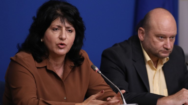 Премахването на психотестовете за водачите в обществения транспорт не е