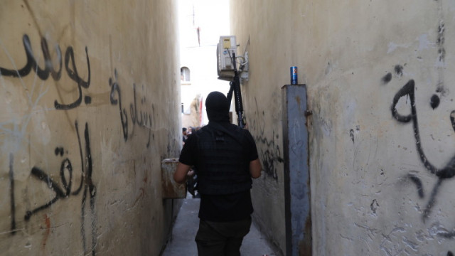 Един палестинец е бил убит в петък след като е стрелял