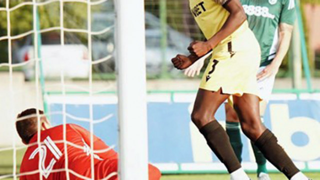 Ботев Пловдив победи с лекота Пирин Благоевград с 3 1 в