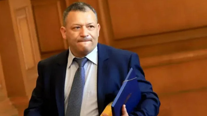 Убеден съм, че нещата продължават. Напълно съм съгласен с думите