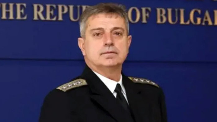Адм. Ефтимов: Бойната готовност на армията ни не е повишена