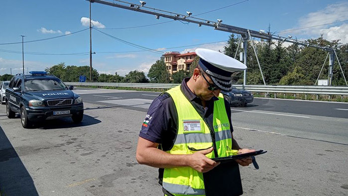 Двама шофьори, управлявали след употреба на амфетамин, са заловени в Монтанско