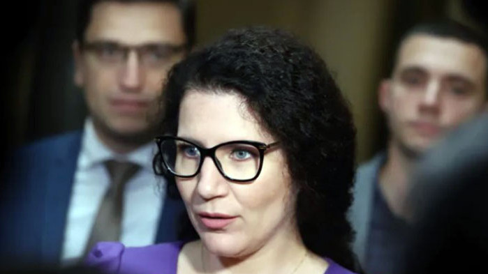 Нито за секунда, нито молекула, не е имало заблуда, че