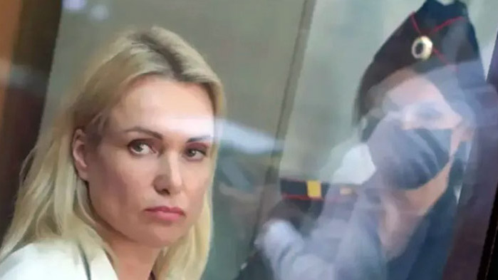Руската журналистка Овсянникова е избягала от страната