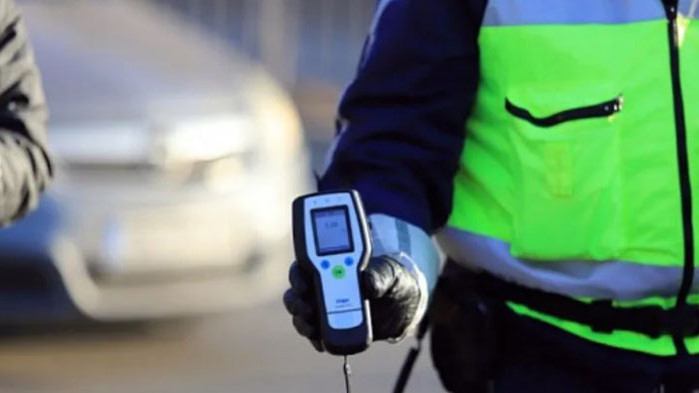 Дни след като беше обявено, че и полицаите ще бъдат