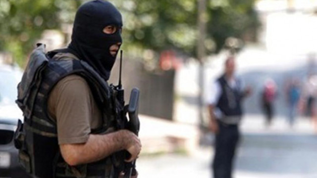 Анкарската главна прокуратура тази сутрин издаде заповеди за арести на