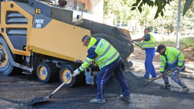 Започна основен ремонт на улици в 17 микрорайон в Приморски