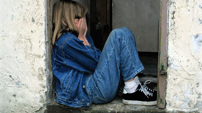 Шокиращ педофилски скандал тресе Гърция, 12-годишно дете е било изнасилено от 213 души