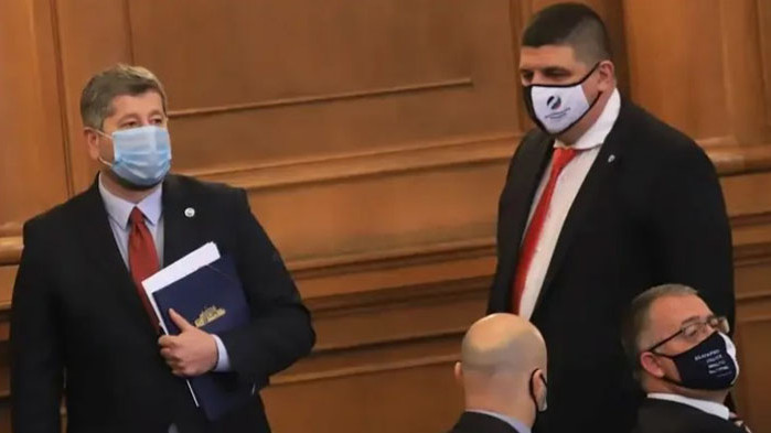 От Фейсбук профила на Петко Ковачев Красота. ГЕРБ и Иво