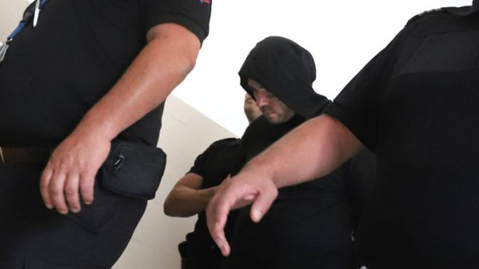 Съдът остави в ареста Георги Семерджиев, в колата му открити стоп палка, нож и маска