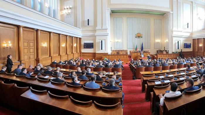 Депутатите създадоха временна комисия за правилника на Народното събрание