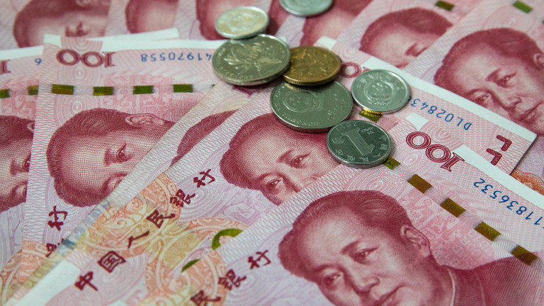 Китайският юан падна до най-ниското си ниво спрямо американския долар