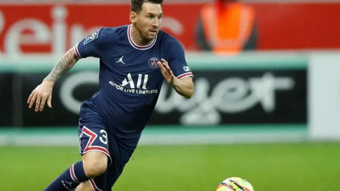 Лионел Меси мисли над предложение от Пари Сен Жермен за