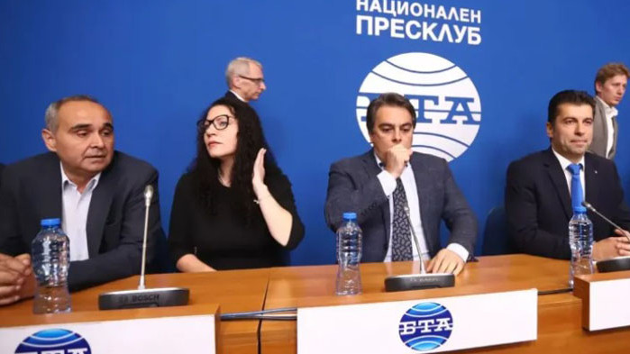 Продължаваме промяната“ е лява партия, ако гледаме техните действия и