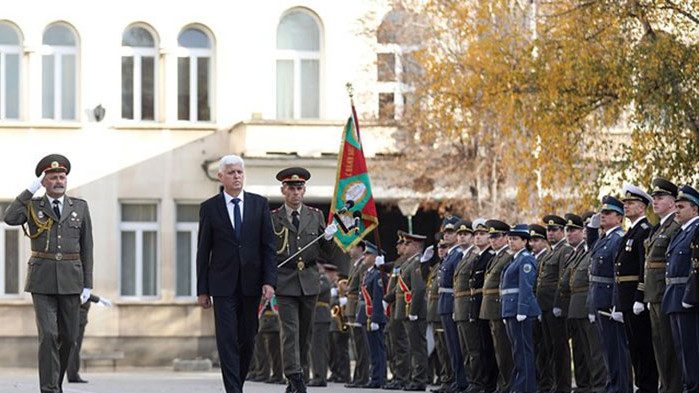 Вие ще имате и професионалния шанс, и задачата да реализирате