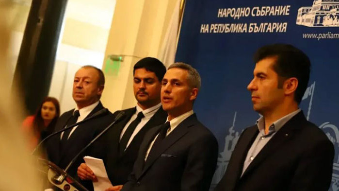 Кирил Петков е договарял комисия за Радостин Василев с ДПС,