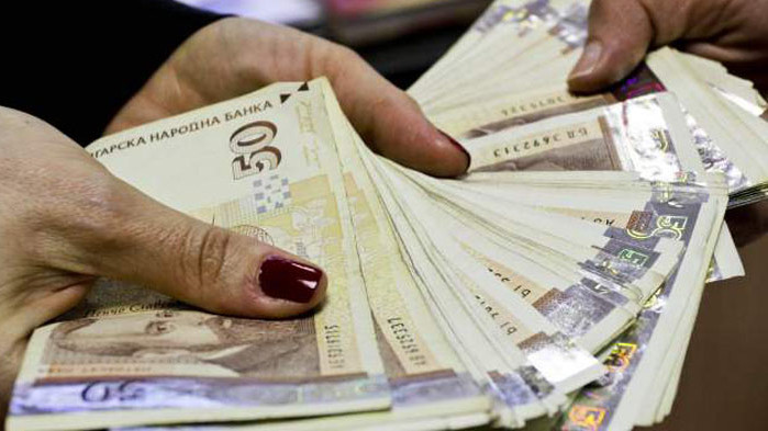 За второто тримесечие на годината най-високата средна брутна заплата е