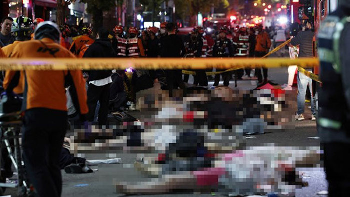Свидетел на трагедията в Сеул: Виждах как хората се опитват да поемат глътка въздух