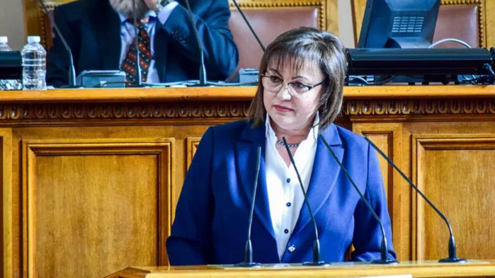 Държавата е платила близо 800 000 лева за обезщетения заради уволнения на Корнелия Нинова