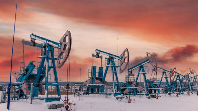Цената на петрола на световните пазари продължава да се покачва