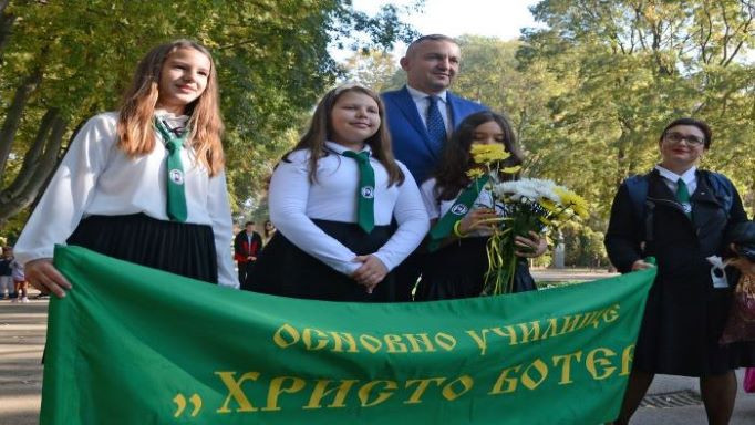 Варна почете Деня на народните будители