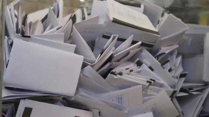 ПП се изнесоха от заседанието, БСП намекнаха, че машинният вот