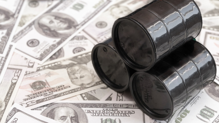 Цените на петрола се повишиха с 4% в петък, информира