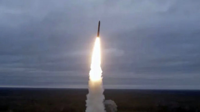 Пхенян изстреля нови балистични ракети