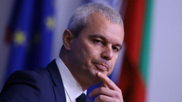 Флора Стратиева излъгала Костадин Костадинов