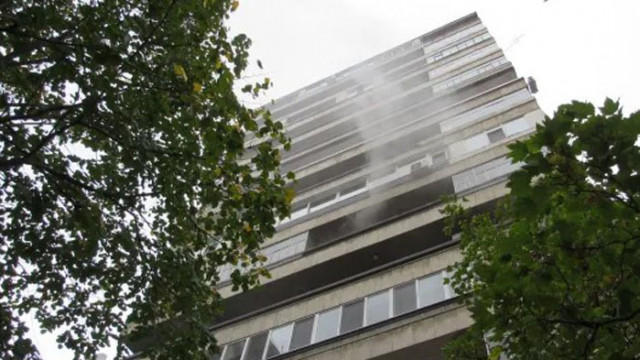 Пожар избухна в 15-етажен блок в Русе