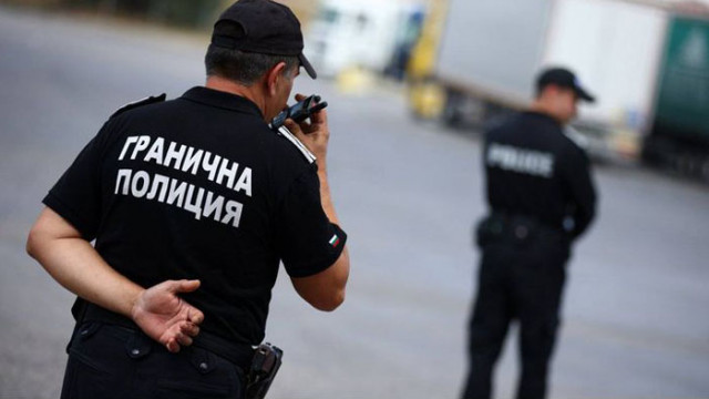 Полицай е убит при престрелка в района на Елхово съобщиха