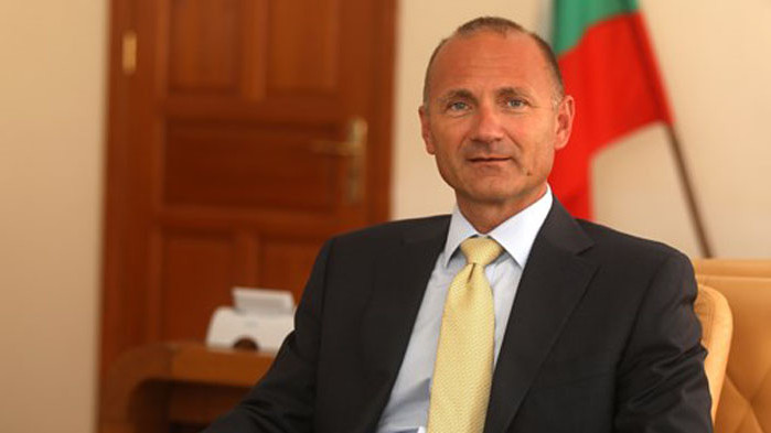 Компаниите, които искат да доставят гориво на атомната ни централа