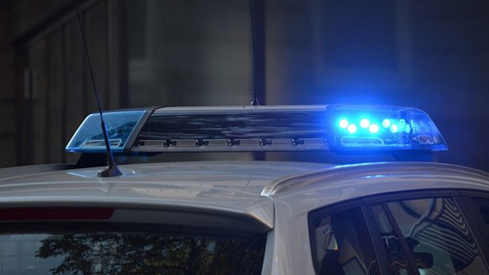 16-годишен младеж открадна и шофира кола в Русе, съобщиха от