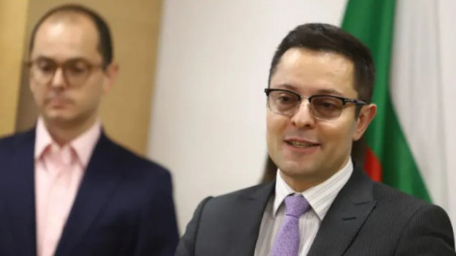 Българската банка за развитие не работи ефективно и оптимално това