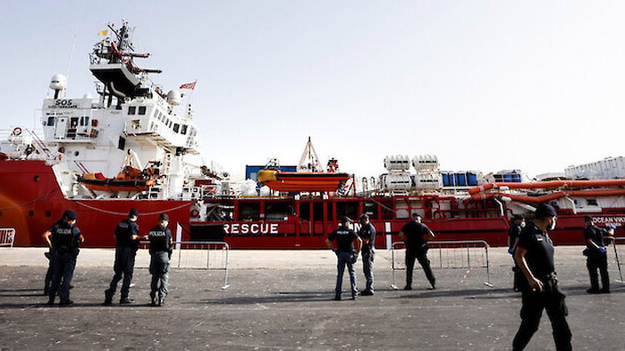 Франция предупреди Италия за тежки последствия, след като трябваше да