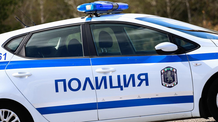 Шофьор помете 15-годишно дете в Казанлъшко и избяга